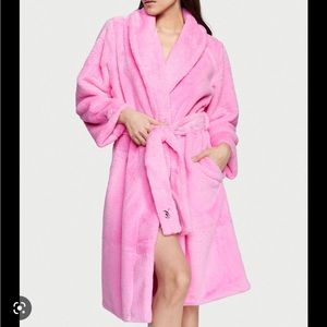 Victoria’s Secret Pink Faux Fur Robe
